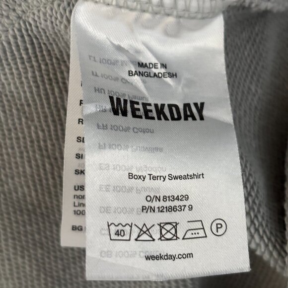 WEEKEND Boxy 100% Cotton Sweatshirt in a Medium Gray - Picture 5 of 6